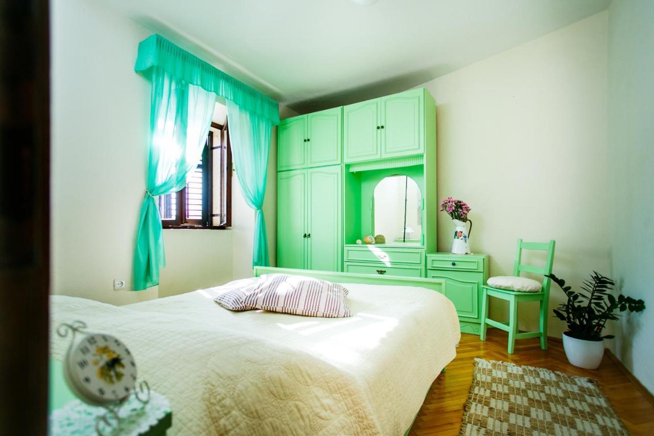 Apartman Uz More Вис Экстерьер фото